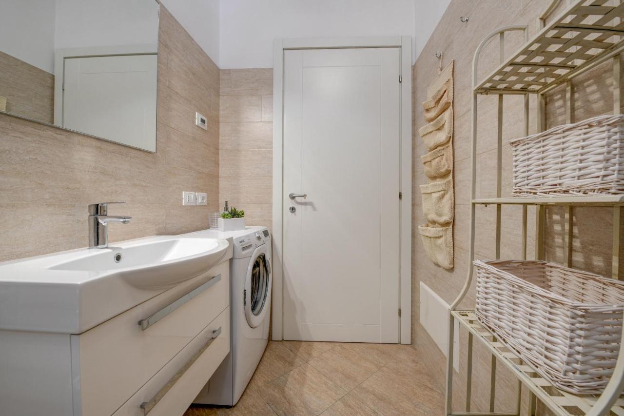 Appartamento Benaco بسكييرا ديل غاردا المظهر الخارجي الصورة